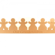 Engraved Gingerbread Family on Plinth (18mm)