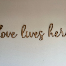 Love lives here (3mm)